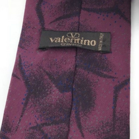Handmade VALENTINO Cravatte Pure Silk Tie Italy - Picture 4 of 4